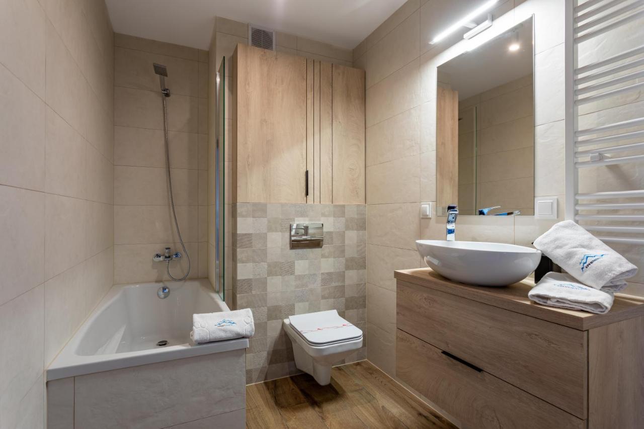Park A27-z Dostepem Do Basenu, Sauny, Jacuzzi, Silowni Apartamento