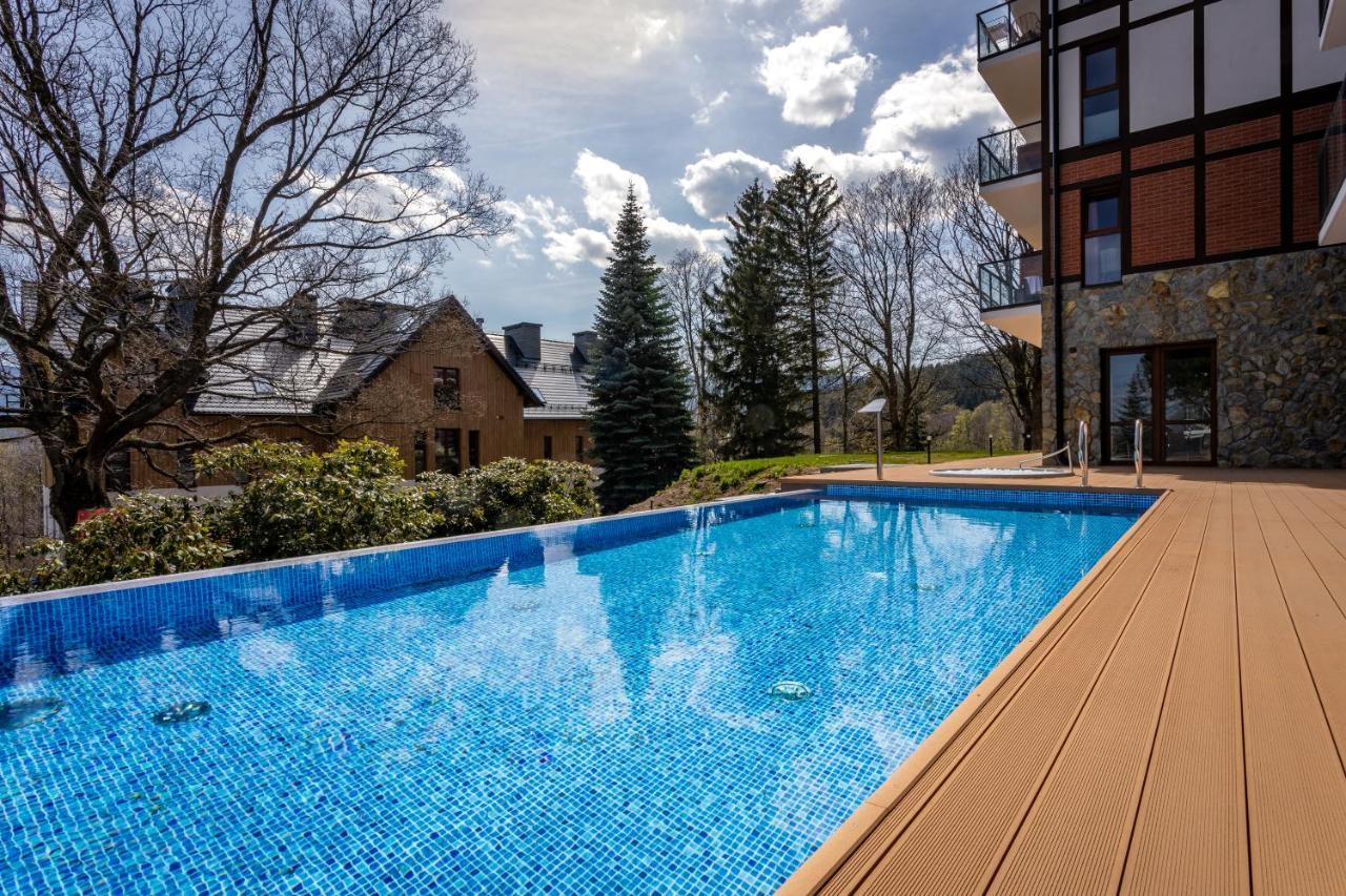 Park A27-z Dostepem Do Basenu, Sauny, Jacuzzi, Silowni *